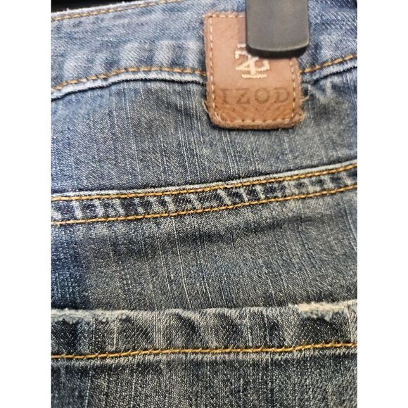 Izod classic fit bootcut jeans.  Size 8 short. - Picture 3 of 4